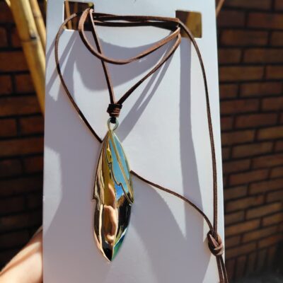 Choker hoja (cordón marron)