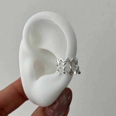 Aros cuff con piedras (acero blanco)