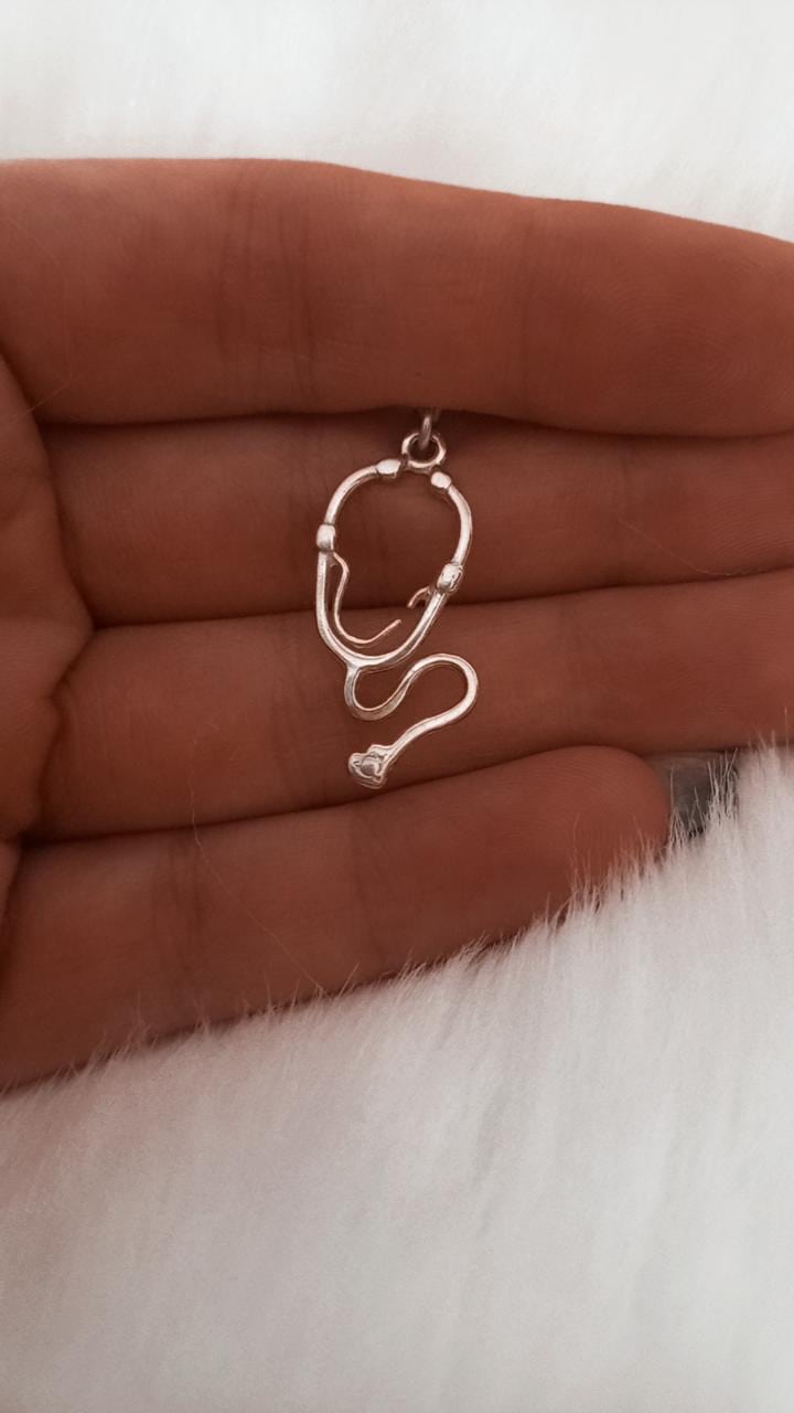 Dije de plata Estetoscopio