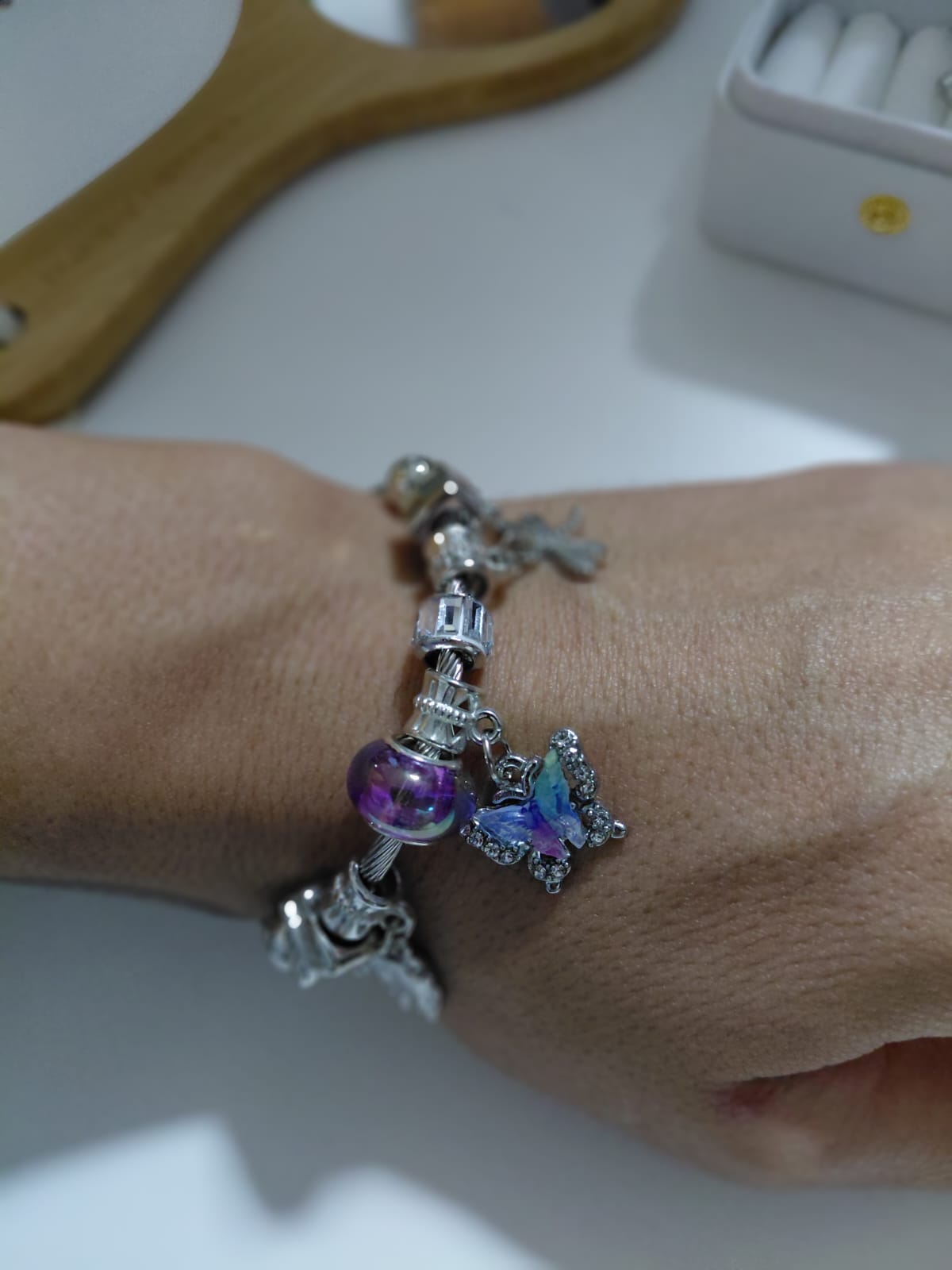 Pulsera pandora mariposa con dijes - Image 2