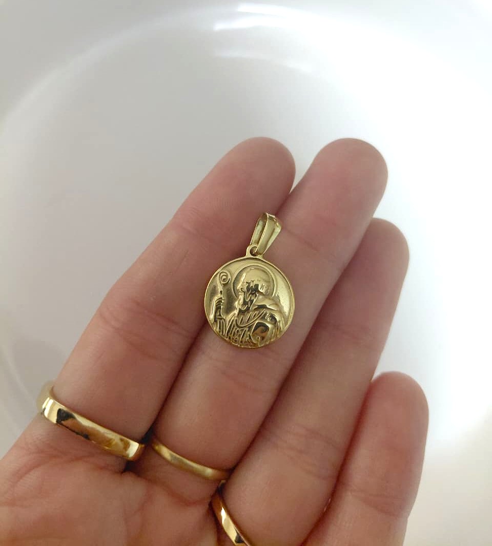 Dije San benito chico